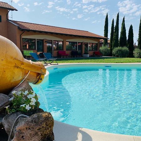 Villa Giuseppe Bernabei Guest House Marino Esterno foto
