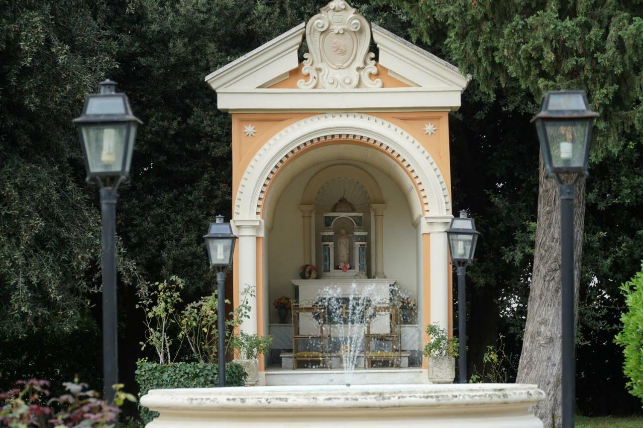 Villa Giuseppe Bernabei Guest House Marino Esterno foto