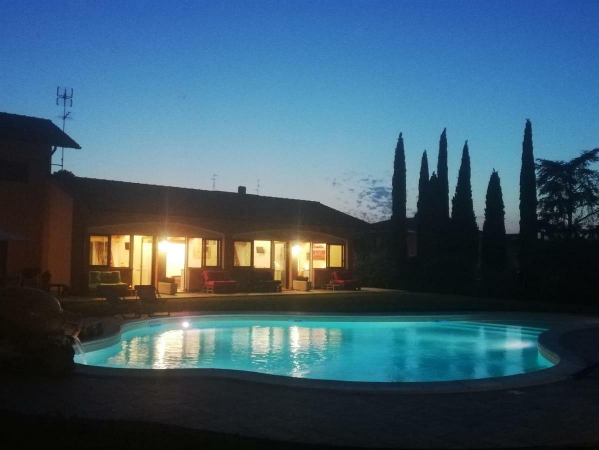 Villa Giuseppe Bernabei Guest House Marino Esterno foto